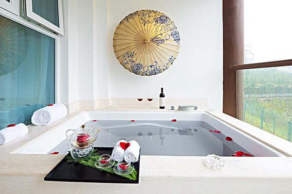 Unlock the Secrets of Holistic Well-being: Discover the Restorative Power of Herbal SPA Baths