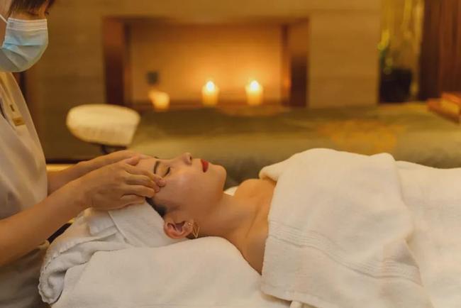 Unlocking the Secrets of Wellness: Exploring the Transformative Power of Aromatherapy SPA