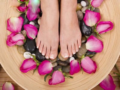 The Synergy of Foot Reflexology and Fitness: Enhancing Health Through Holistic Practices